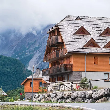 43m² Pour 8 Personnes Avec Terrasse, Parking Et Wifi - Fr-1-504-696